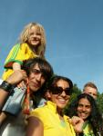 2006-06-18 19-20-30 - WM 2006 II - SommermÃ¤rchen beim Public Viewing