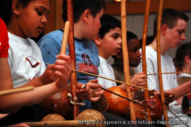 20100316-175107-Capoeira-Kids_FZH_Linden_Grosse_Gruppe