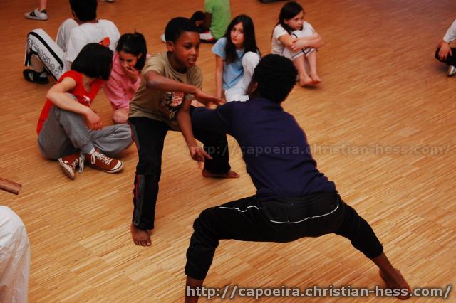 20100316-180526-Capoeira-Kids_FZH_Linden_Grosse_Gruppe