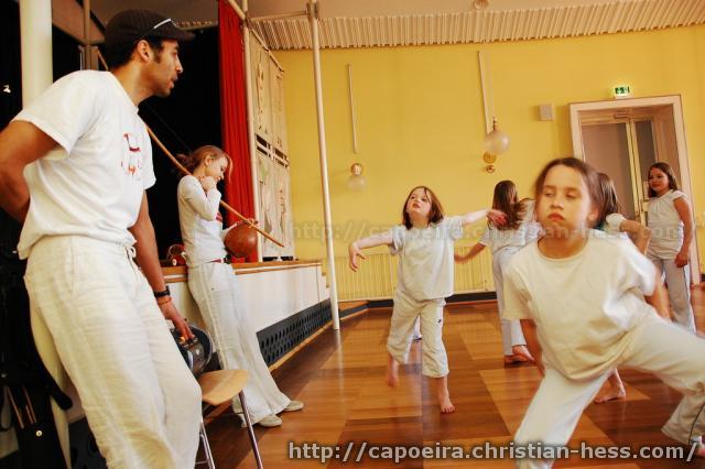 20100318-151825-Capoeira-Kids_GS_Lindener_Markt