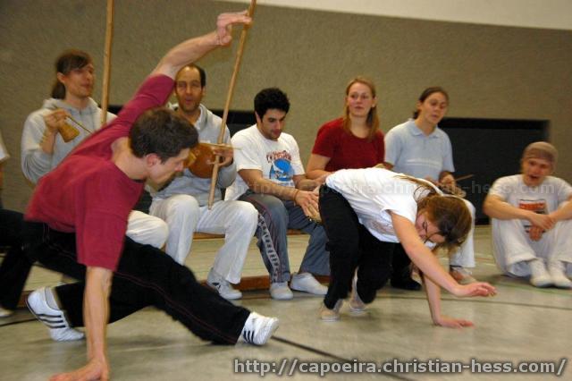 2010-12-14 21-16-12 - Begrüßungsroda