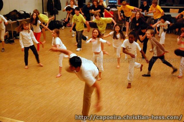 20101214-170656-Nikolaus-Capoeira