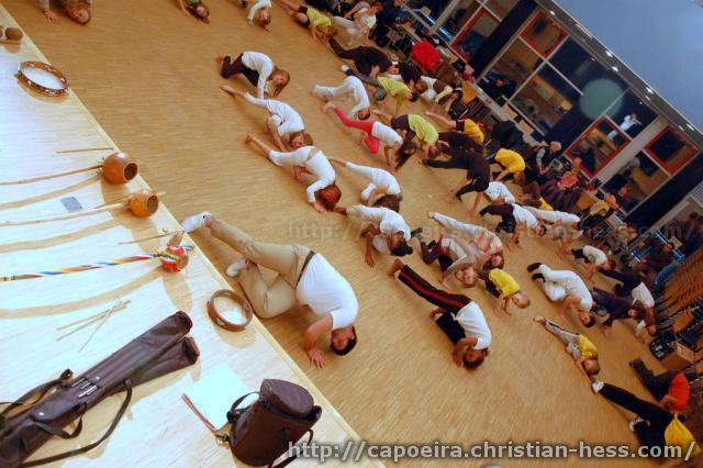 20101214-171043-Nikolaus-Capoeira