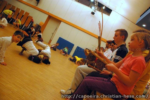 20101214-174559-Nikolaus-Capoeira