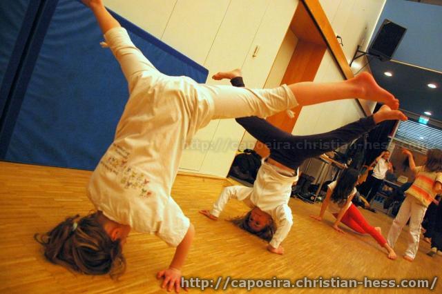 20101214-174629-Nikolaus-Capoeira