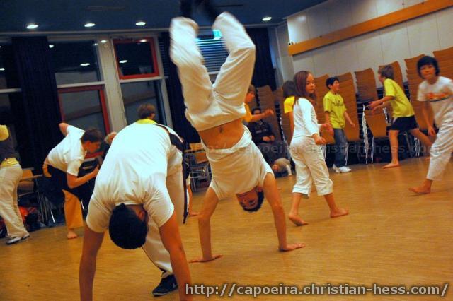 20101214-174751-Nikolaus-Capoeira