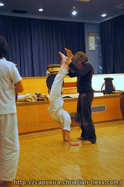 20101214-181238-Nikolaus-Capoeira