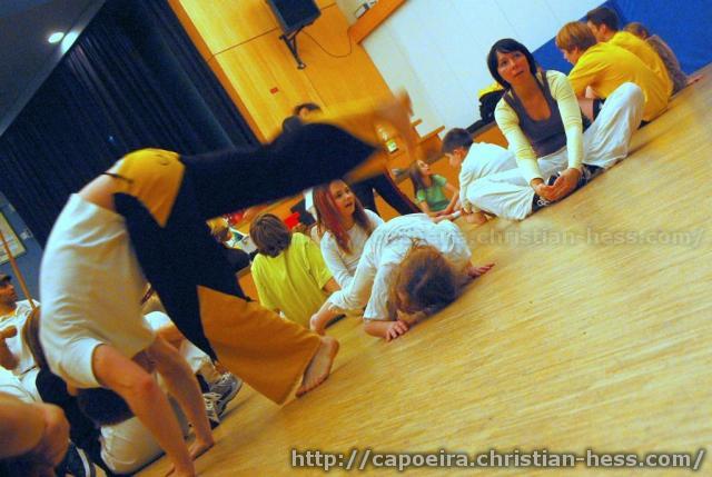 20101214-183353-Nikolaus-Capoeira