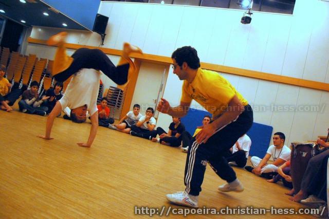 20101214-190136-Nikolaus-Capoeira