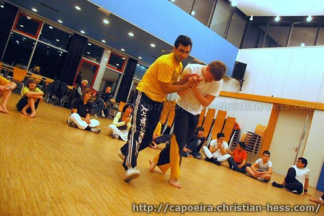 20101214-190312-Nikolaus-Capoeira